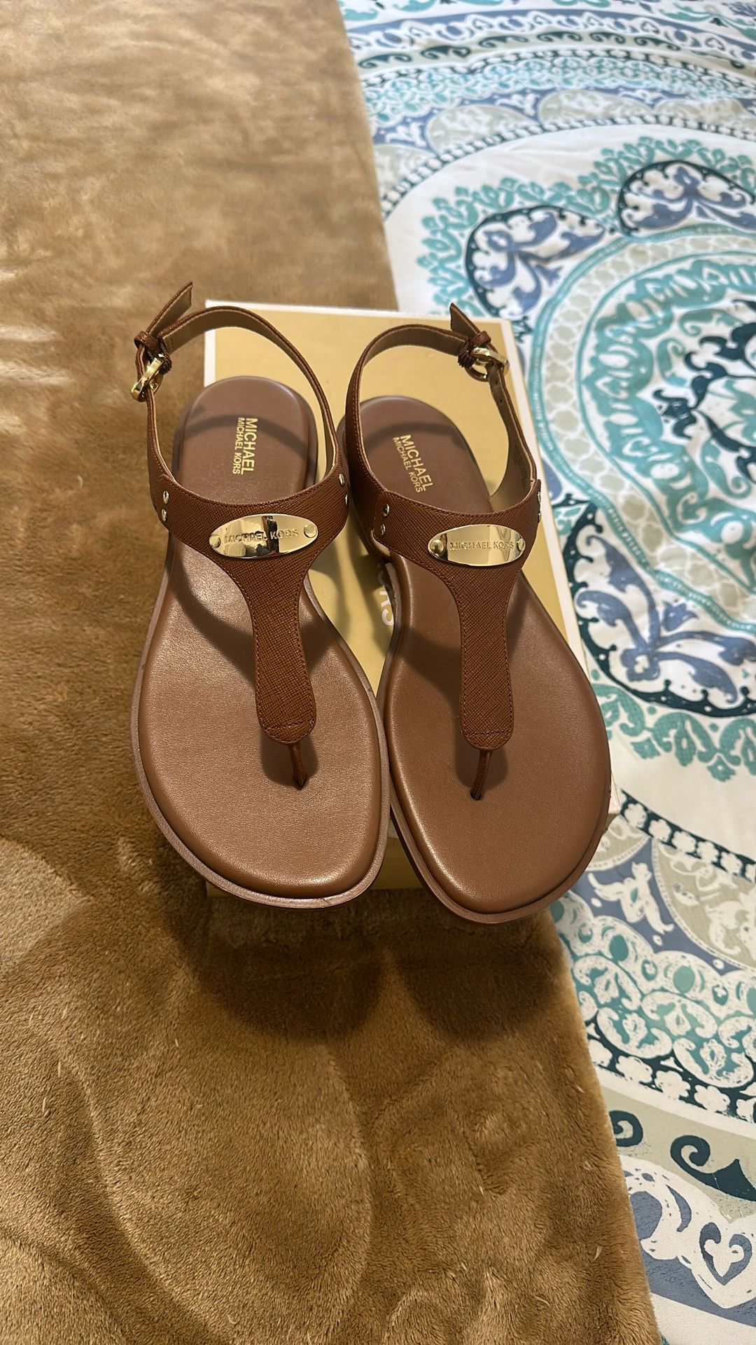 New Michael Kors Sandals Size 9.5