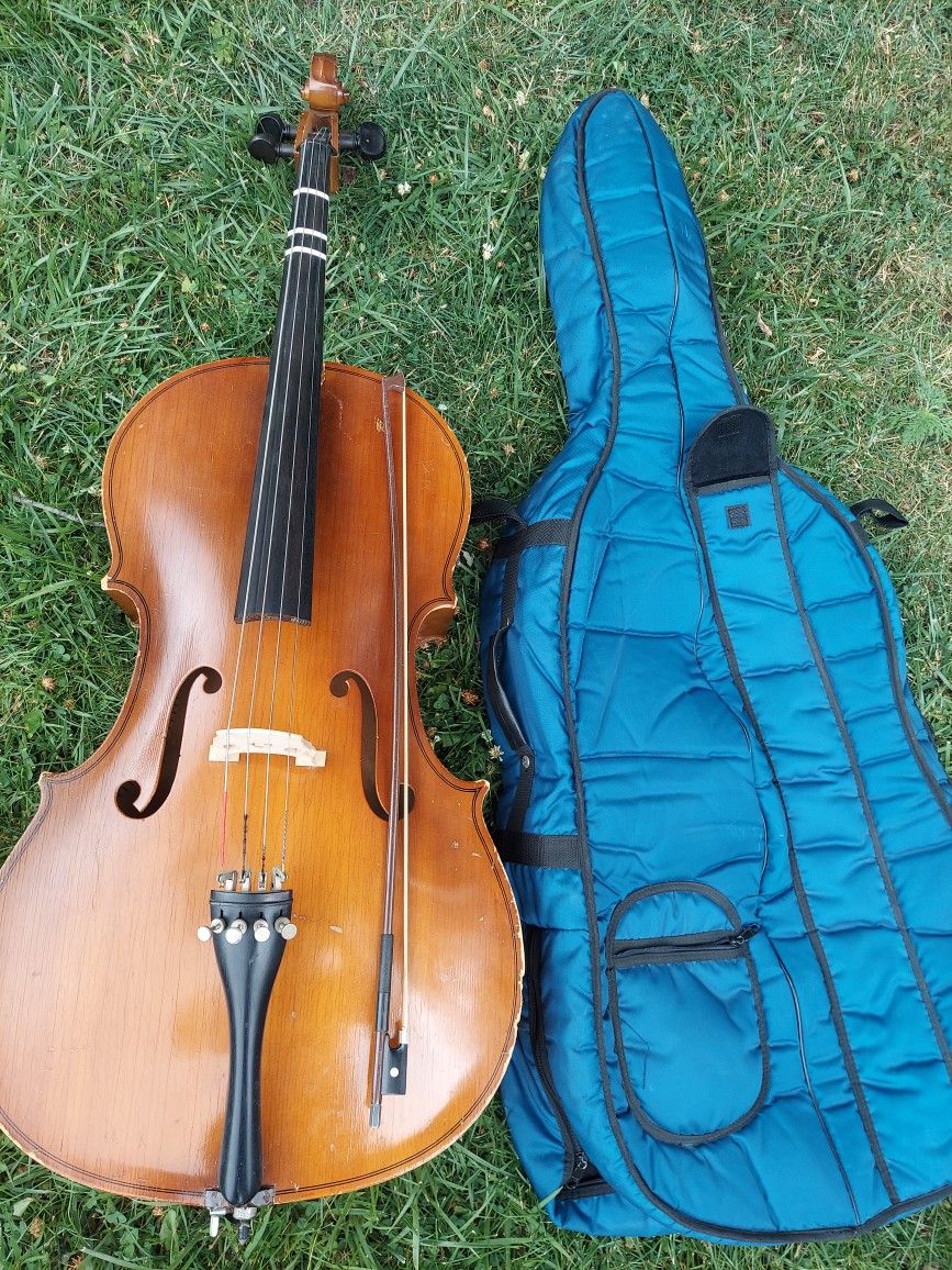 cello with bow