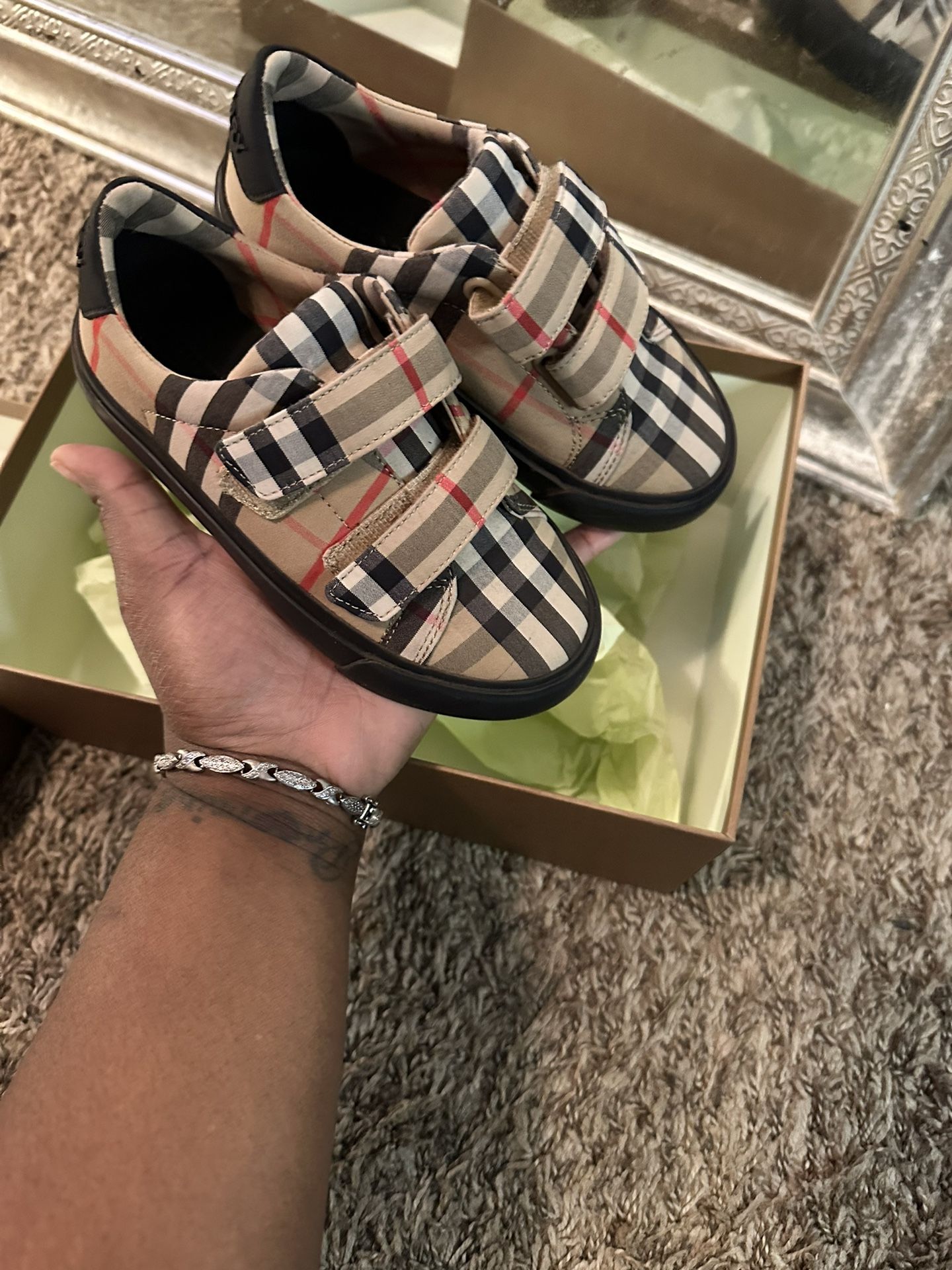 Kids Burberry Shoes 