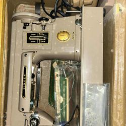 Singer Sewing Machine