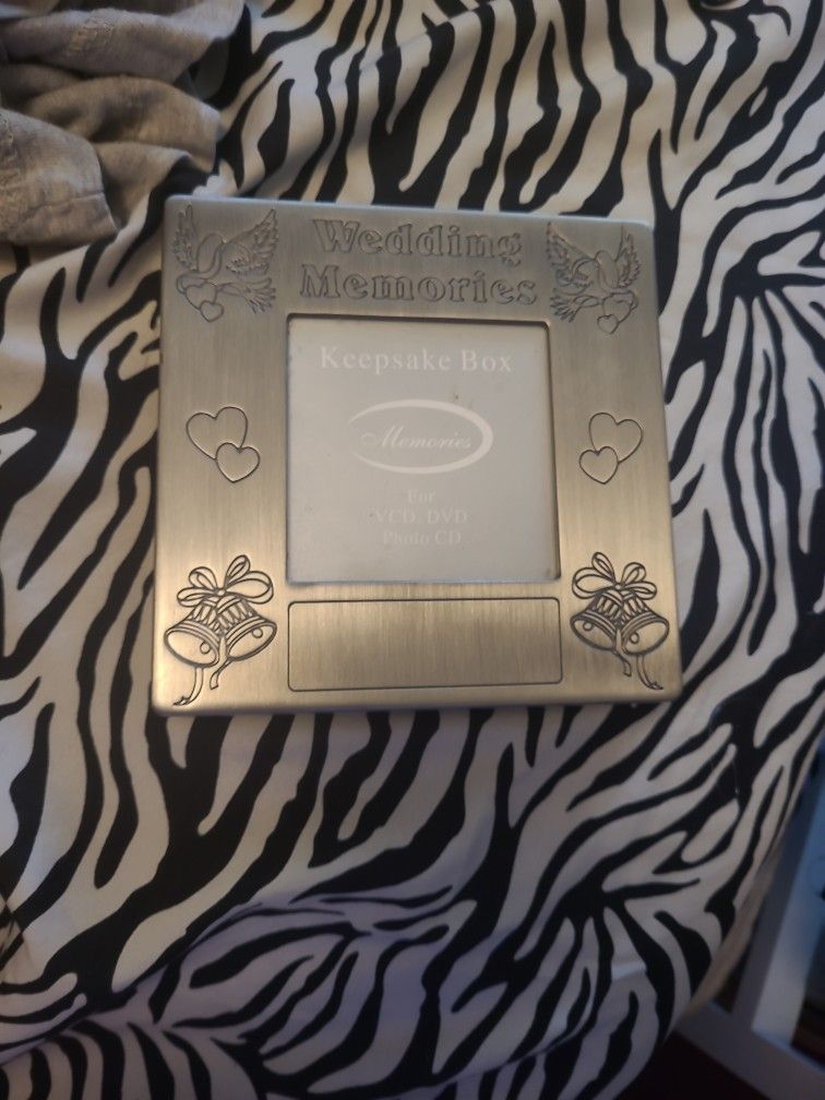 Wedding Metal Keepsake Box