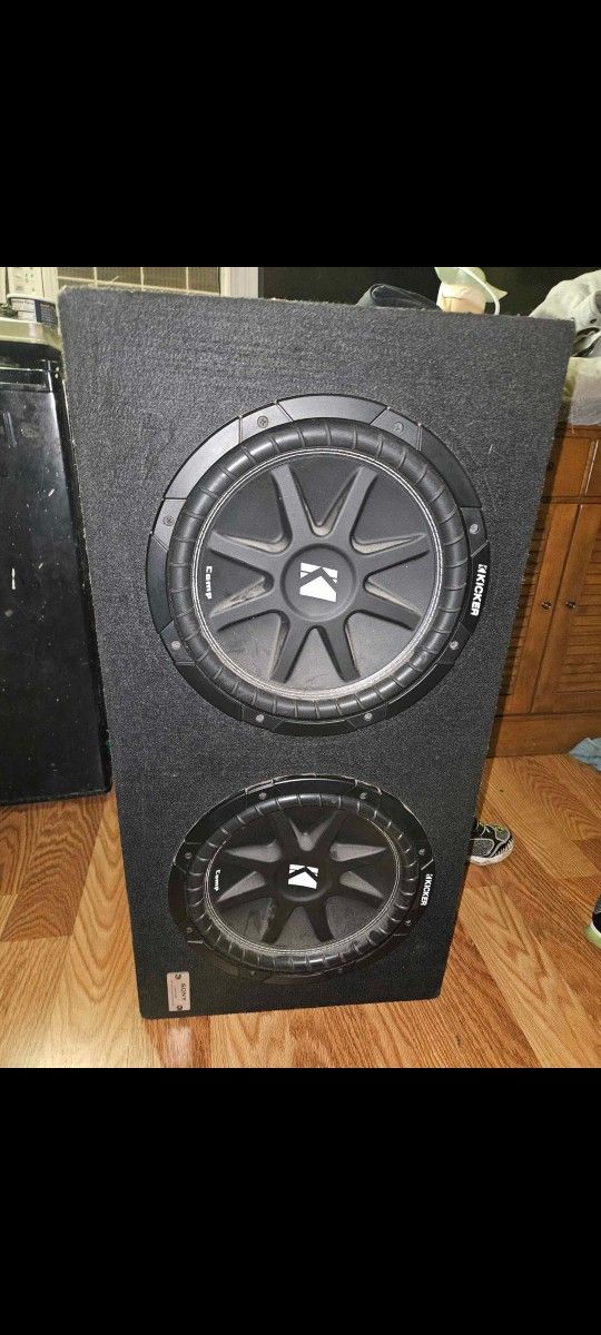 Speakers Kickers