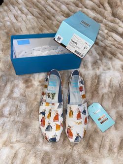 Disney x Toms
