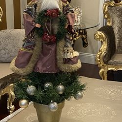 Very Gorgeous Christmas Santa decoration