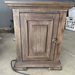 Rustic Finish End Table $60