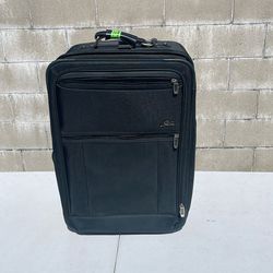 Suitcase $12 Color Dark Green 17 by 27