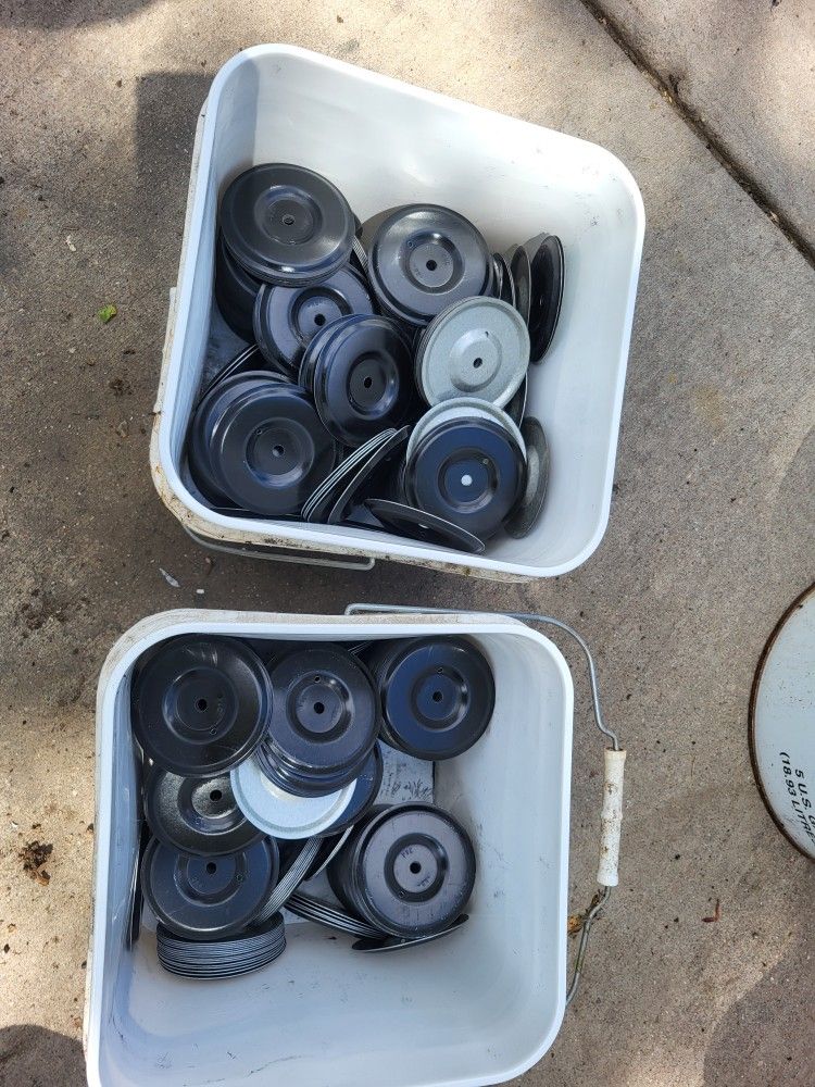 Roof dishes PVC