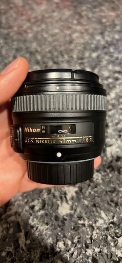 AF-S NIKKOR 50mm 1.8G lens