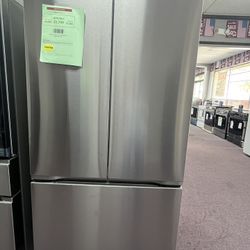 36’ Refrigerator W/ Water And Ice Stainless Steel Counter Depth Fridge Free Delivery!