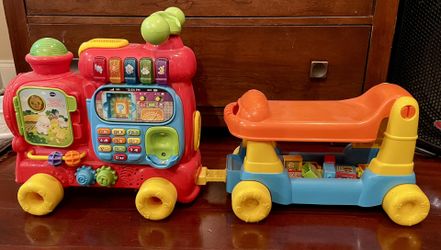 V-Tech Sit-to-Stand Ultimate Alphabet ride on Train buttons lights