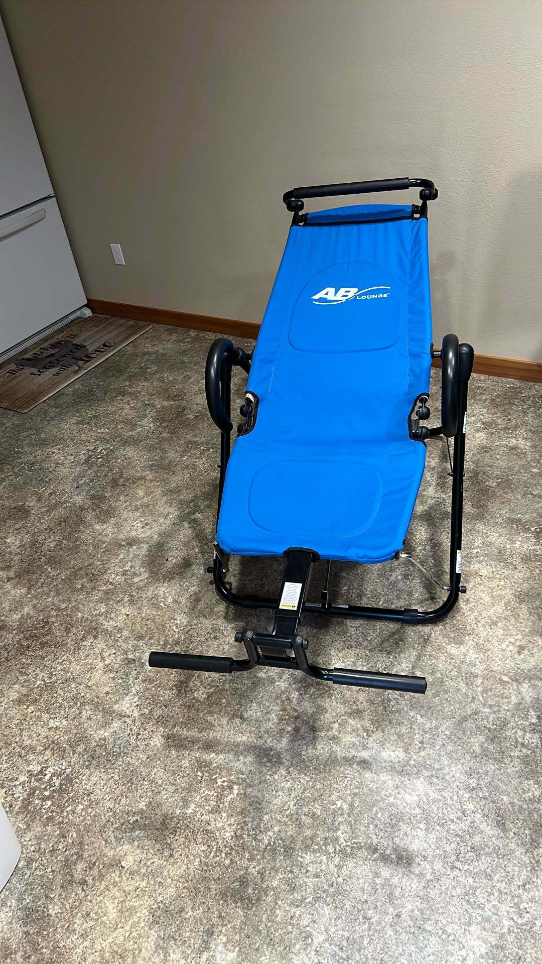 AB  Lounge  Exerciser 