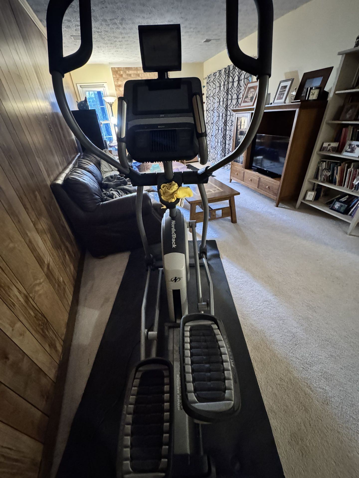NordicTrack Commercial Elliptical