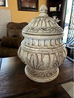 Decorative base 12”