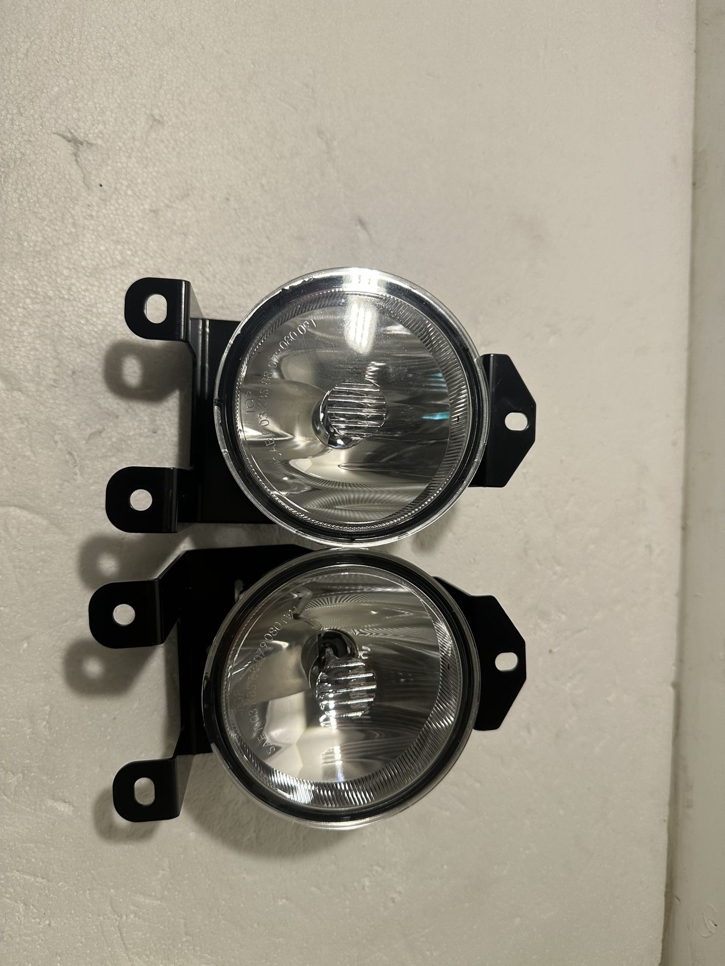 Gmc Yukon Fog Light Year 2001-2006