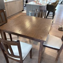 🛋️ Dining Table and 4 Chairs Set - Solid Wood (Bellevue) - Alcott Hill