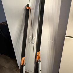 Arrow grover for cement