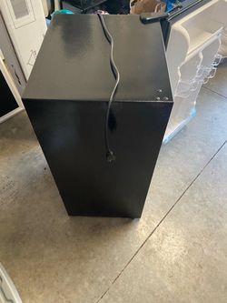 Compact Refrigerator with small freezer