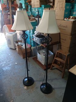 Floor lamps set