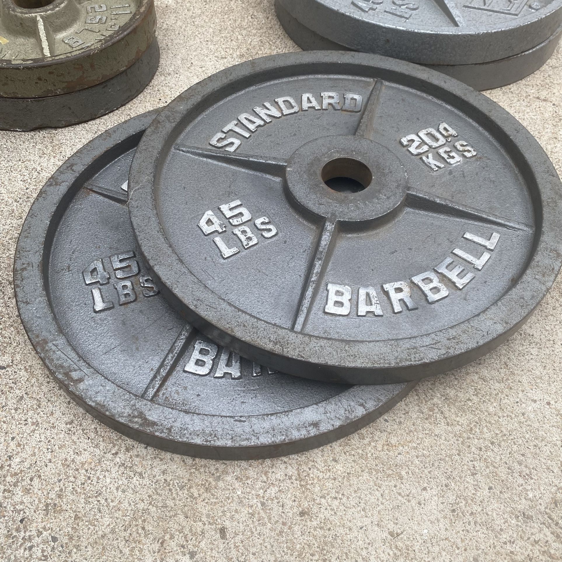 2-45lb Olympic Weight Plates