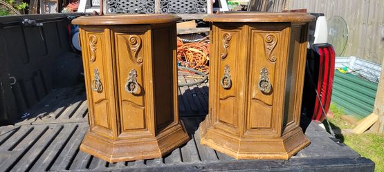 Pair of Matching Plastic End Tables