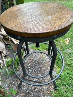 Adjustable stool metal base Oakwood top nice Adjustable stool metal base Oakwood top