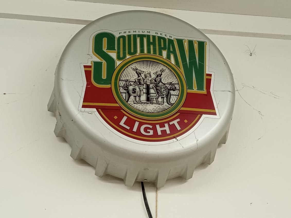 Southpaw Light Up Sign