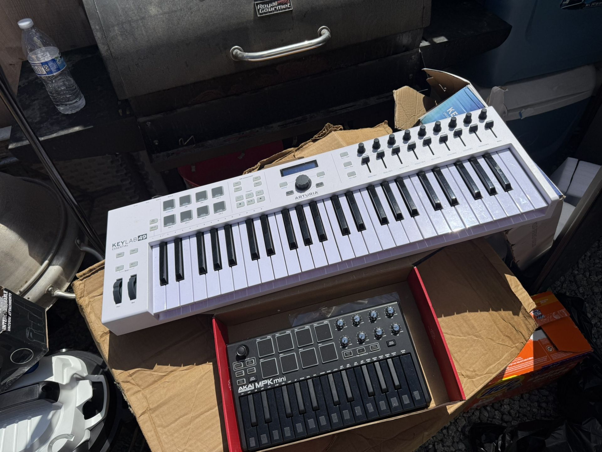 Akai MPK Mini & Arturia