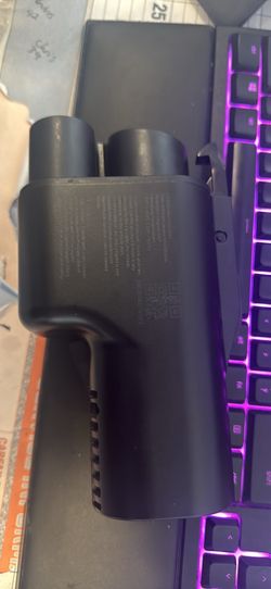 NACS TO CCS adapter for ev