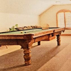 Pool Table - Read Description 