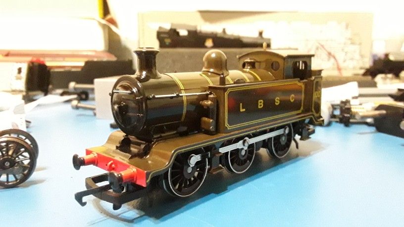 Hornby R315 E2- LBSC Brown