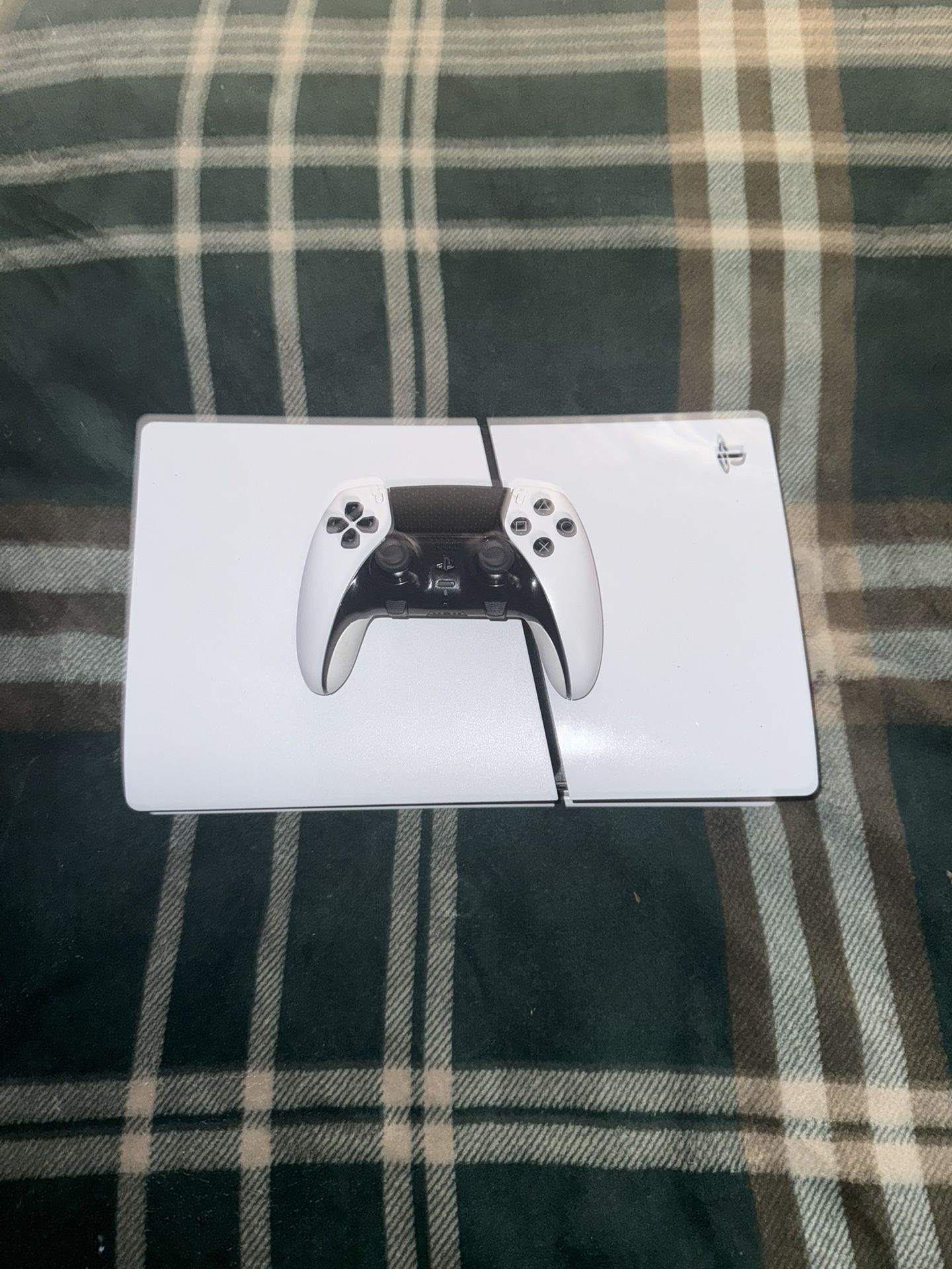 Ps5 and Pro Controller 