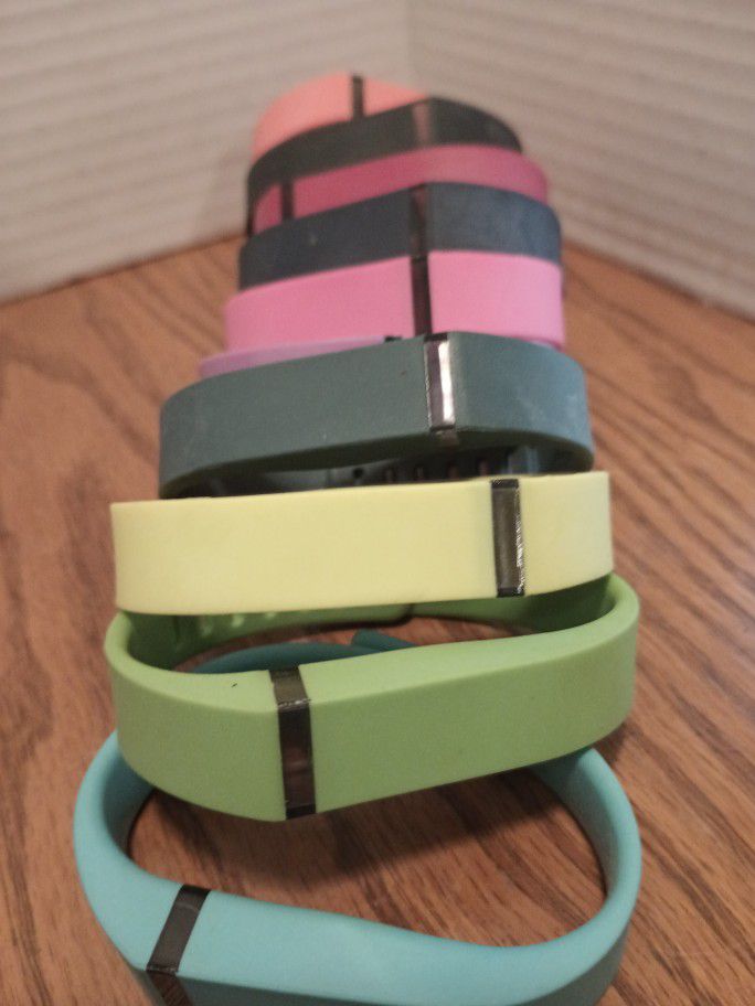  (10) Different Color Fitbit Bands They Came As A Kit But We're Never Used