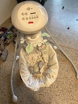 Fisher-Price Baby Swing with Mobile