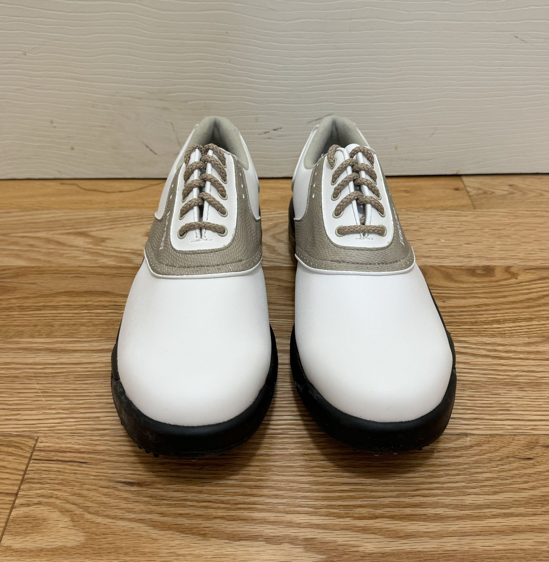 Footjoy Green Joys Women’s Golf Shoes Soft Spike Size 8.5M NICE!!