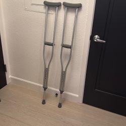 Adjustable Underarm Crutches – Adult Pair