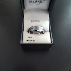 TUNGSTEN Man's Ring