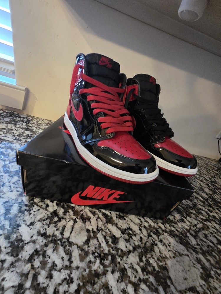 Sz 9 Air Jordan Ones