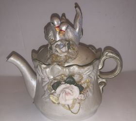 Vintage tea pot