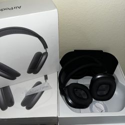 Airpods Max in excellent condition