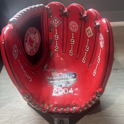 Red Sox Danbury Mint 2004 Commemorative Glove