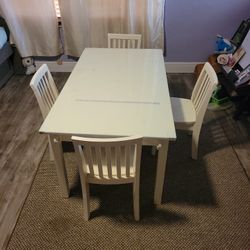 Kids All Wood Table w/4 Chairs