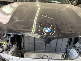 2022 BMW X5 Hood
