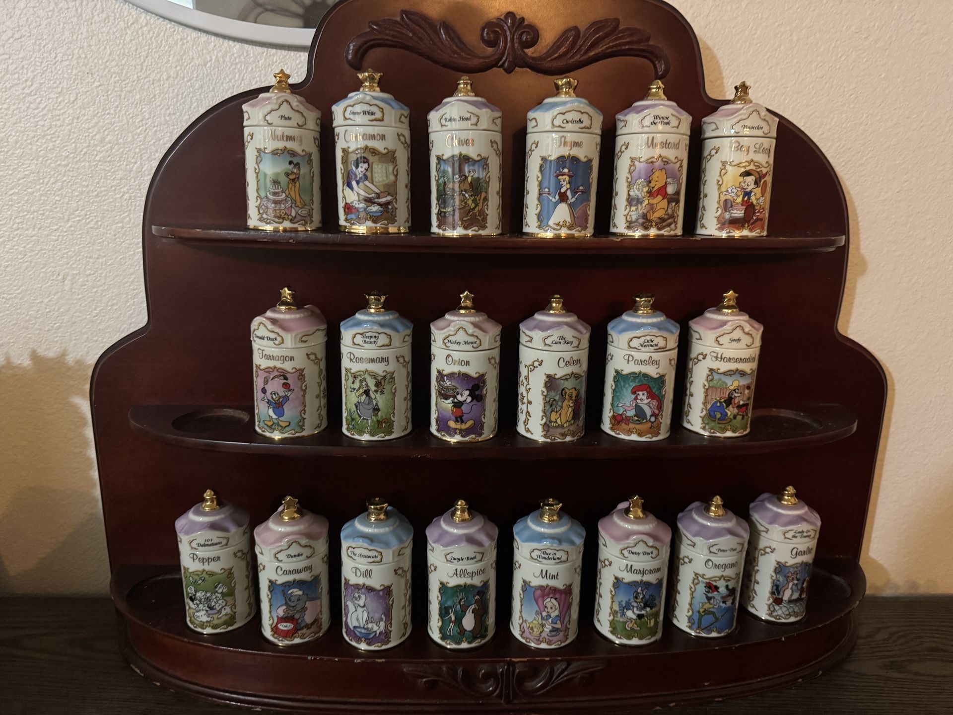 Lenox 1995 Disney Collectible Spice Jars And Rack