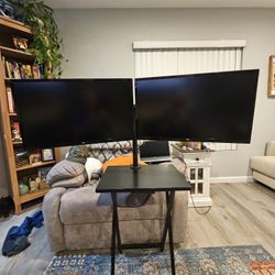
2x LG 27" IPS 4k Monitors With Vivo Desk Mount Stand.