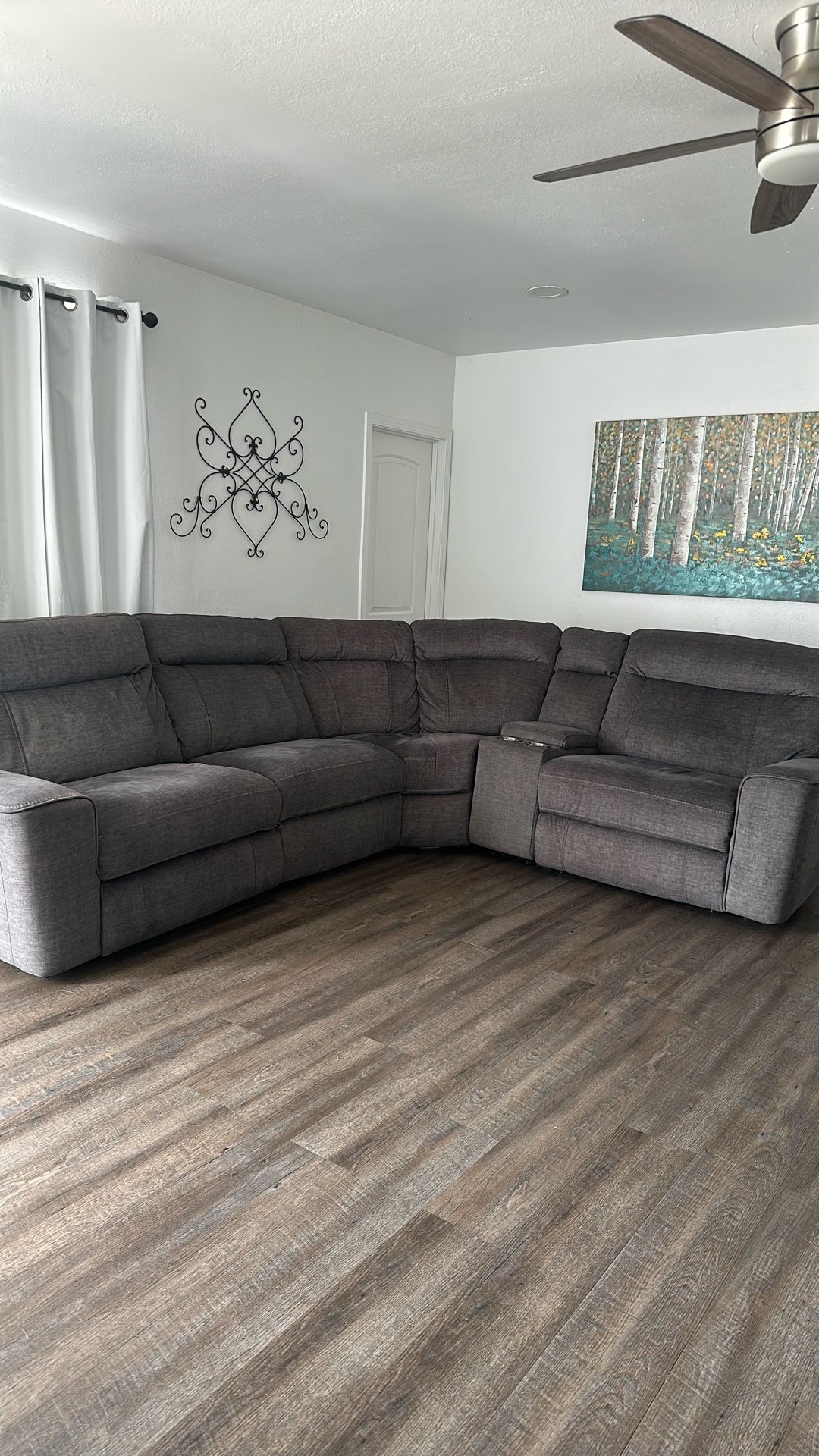 Sectional  Sofa With 2 Recliners 