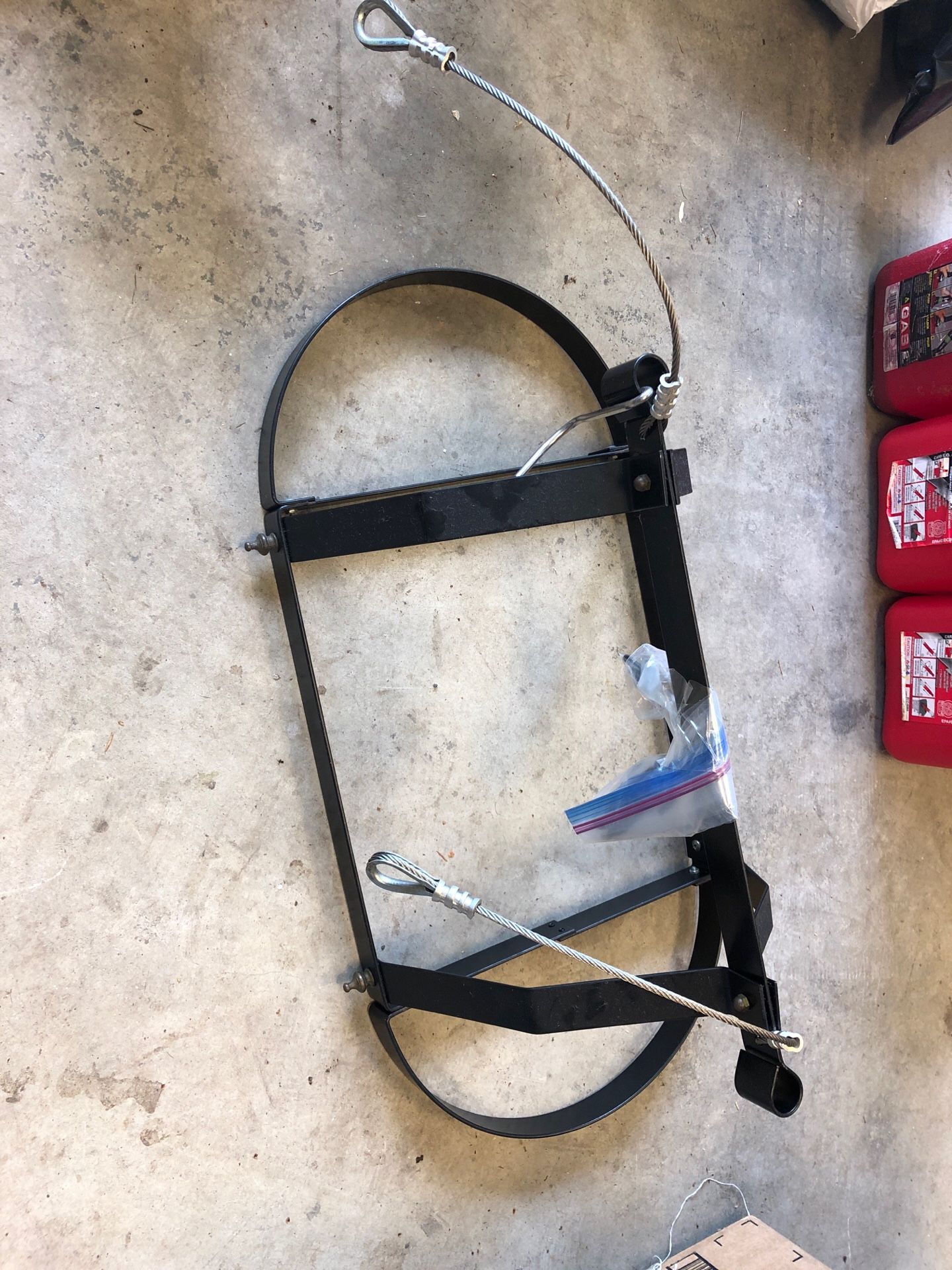 Pots and pans holder with hooks