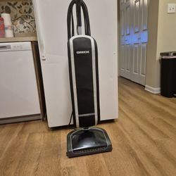 Oreck Elevate Command Vacuum  Cleaner