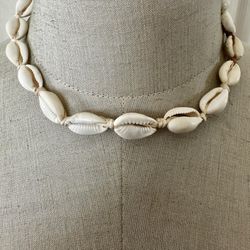 Shell  Beaded  Choker