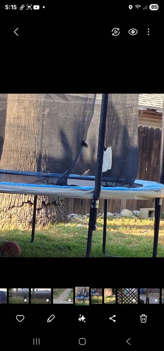 14' trampoline with enclosure