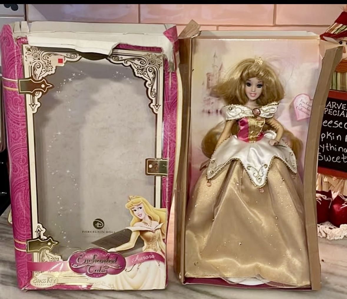 2007 NIB Enchanted Tales Aurora Porcelain Collection Doll